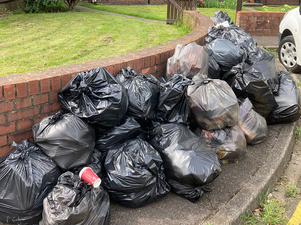 Parked cars blamed for York bin collection failure