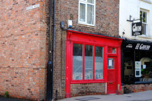 Bar to replace former hairdressers