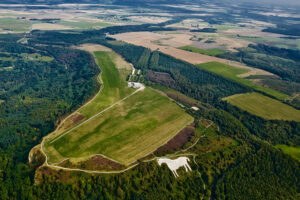 Rescue operation saves man who fell 100ft near the Kilburn white horse