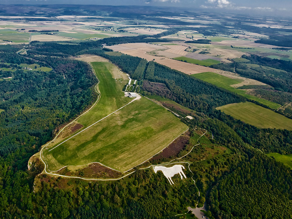 Rescue operation saves man who fell 100ft near the Kilburn white horse