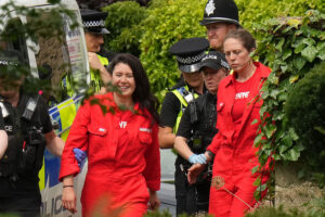 The five people arrested after a protest at Rishi Sunak house have been released by police