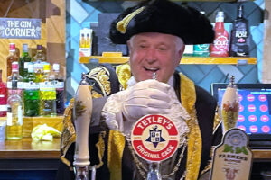 A quiz and a cruise raise more than £2K for Lord Mayor of York’s charities