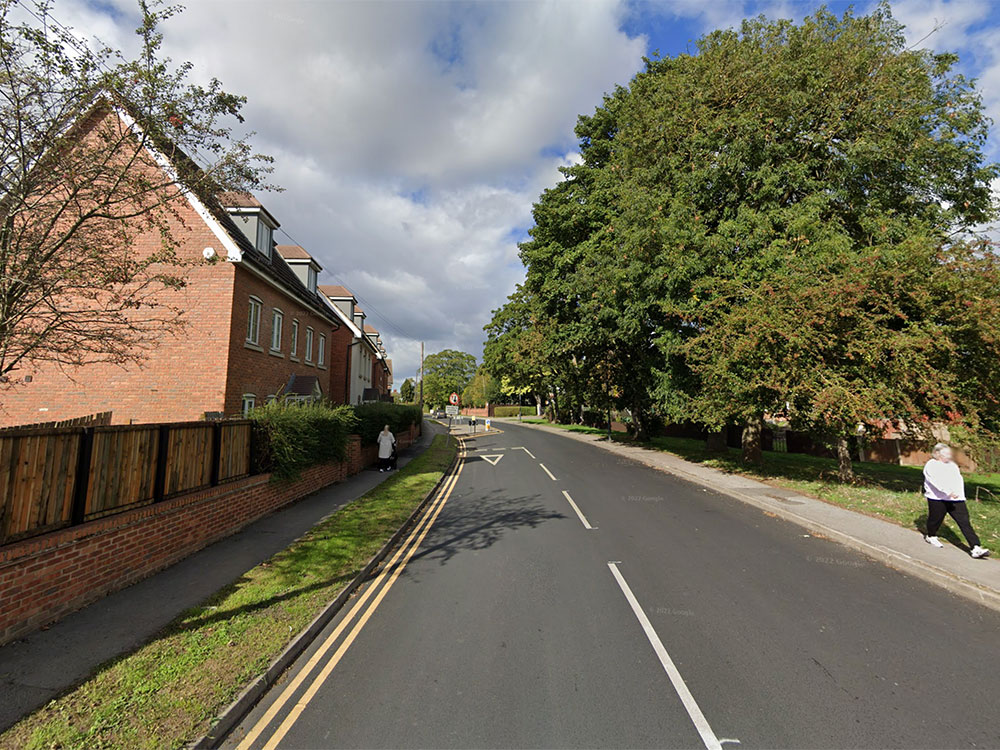 Police investigate crash after occupants of one car flee the scene