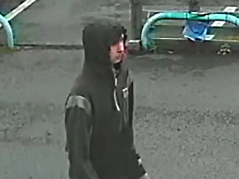 Police release CCTV after bike theft in York