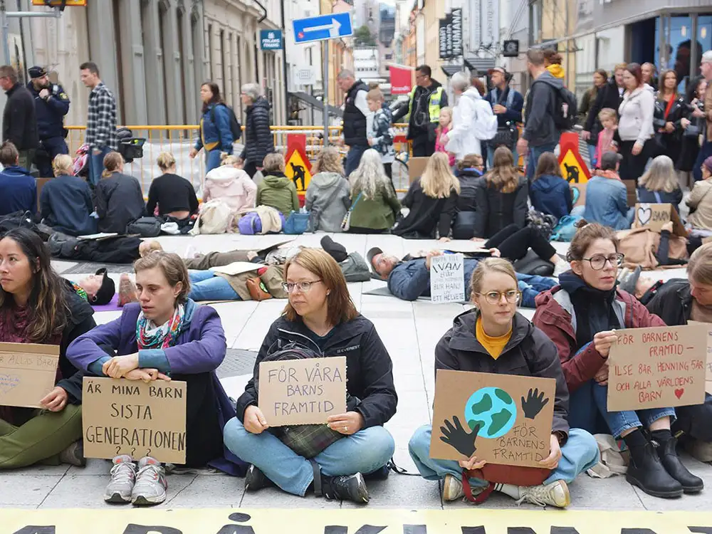 Extinction Rebellion plan York Minster protest