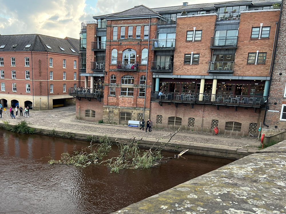 Fire crew rescue ‘intoxicated’ woman stranded on sandbank in York