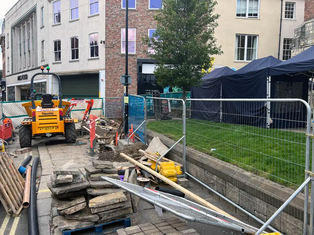 Bones found on Shambles – Work delayed