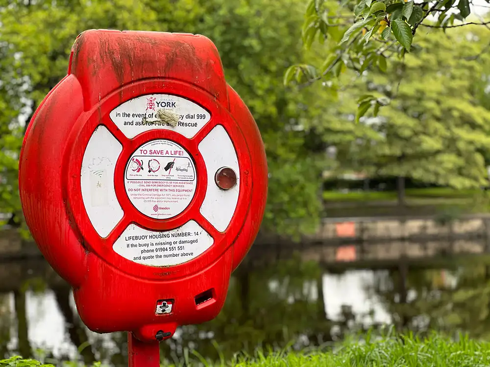 Lifebuoy set on fire near York river