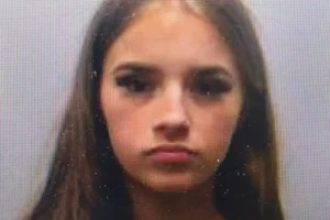 Police launch search for missing York girl, 15