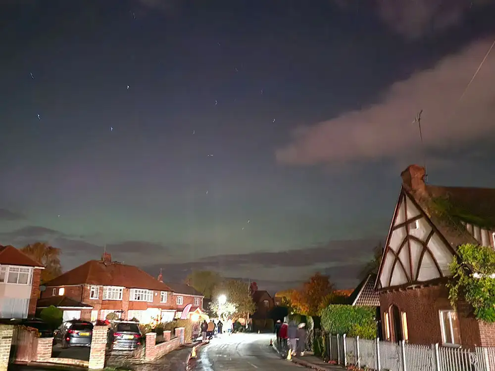 Stunning! Northern Lights illuminate the skies over York