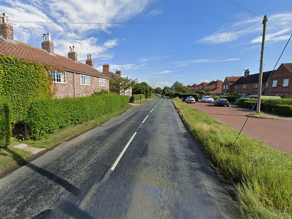 Three hurt in crash in York