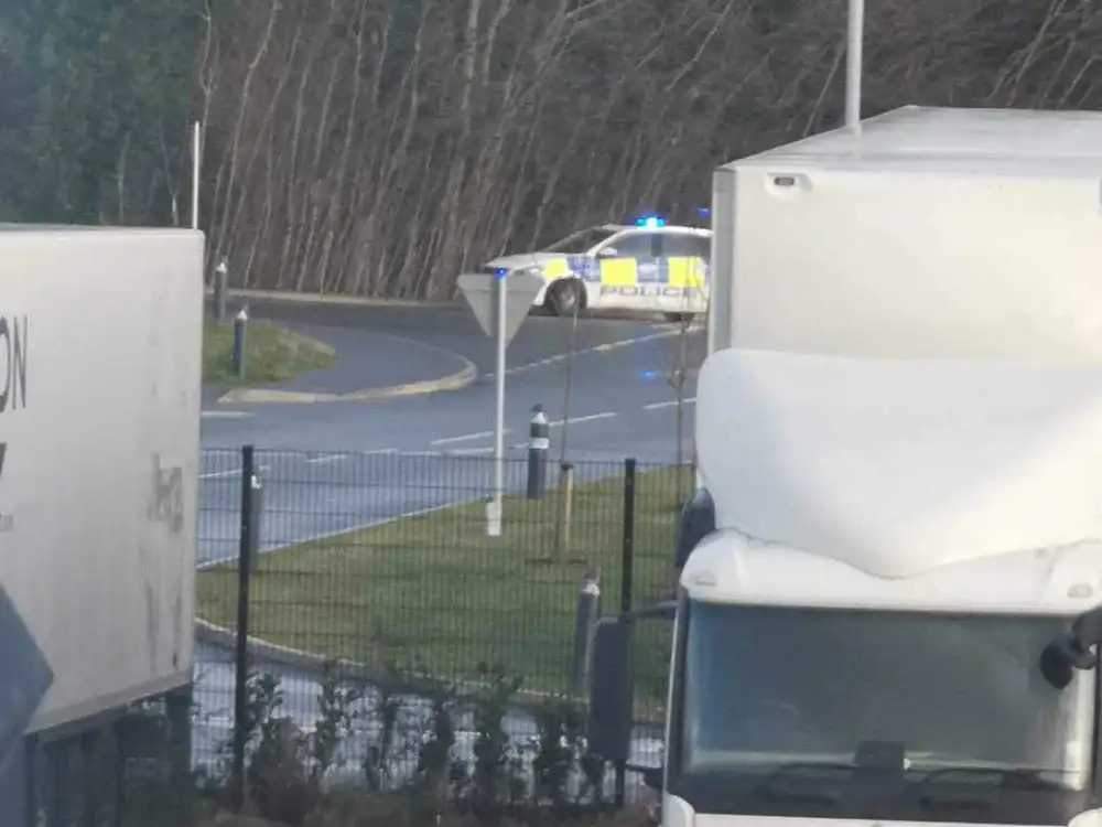 Bomb squad called and businesses evacuated after explosive device found in York
