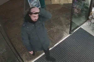 Two men sought by police following theft at York department store