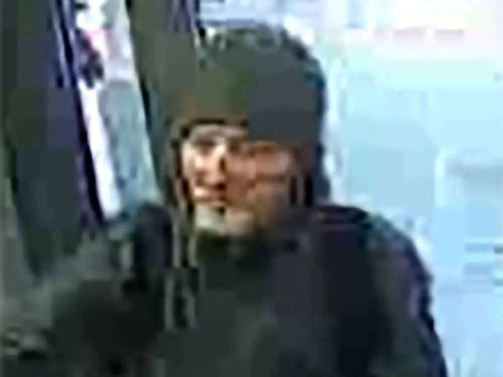 Shop staff threatened in Selby – Police release CCTV