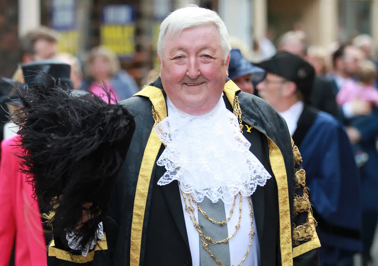 Tributes paid to former Lord Mayor of York and council leader Ian Gillies