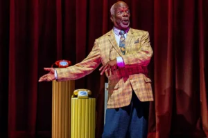 Fresh Prince of Bel Air star returns to York stage in scandalous comedy