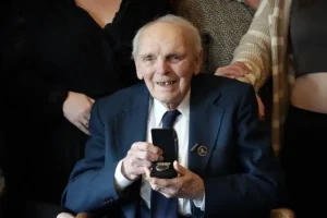 ‘We didn’t think of the danger’: York war veteran, 97, finally receives medal for bravery