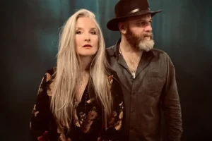 Two York musicians team up for debut single with a 'message of light and love'