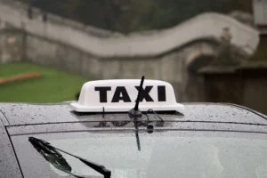 Fast-growing taxi firm with 16,000 drivers applies for York licence