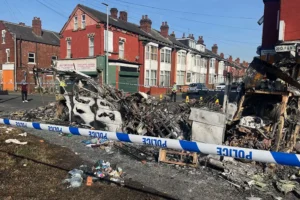 Home Secretary condemns Leeds ‘warzone’ after vehicles torched and police car overturned
