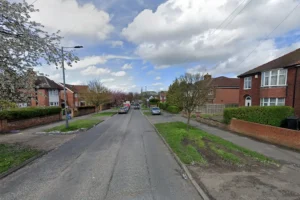 Thief enters York house via rear window and steals jewellery
