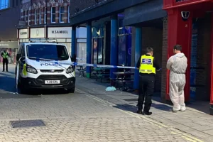 Police incident in York – Cordon on city centre street