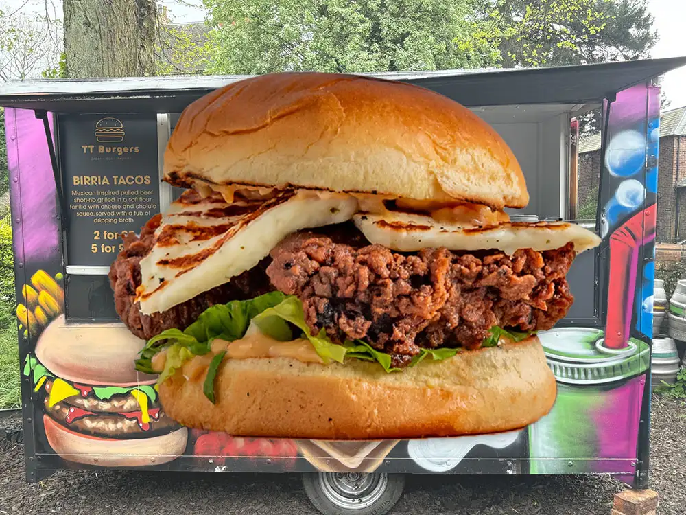 ‘We’ve had a great reaction’: Food truck partners with York pub to serve up beer garden burgers