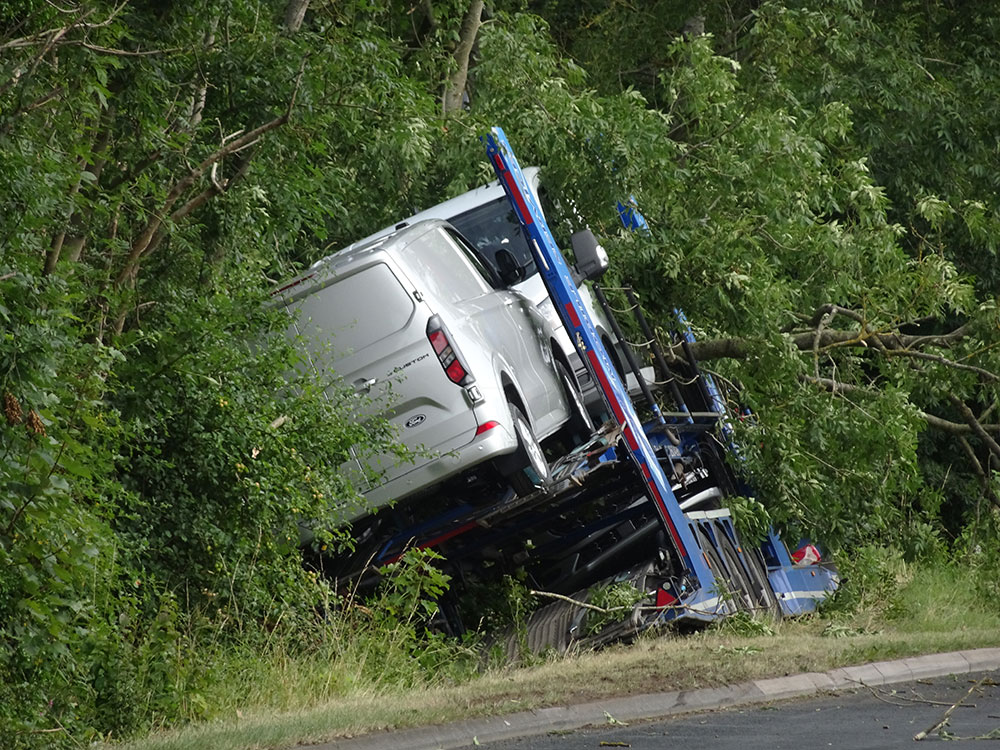 Updated: Casualty airlifted to hospital after car transporter crash