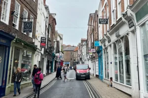 Shop closes in York city centre – but a new business is set to move in next door
