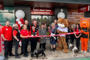 Video and pix: New pet shop opens in York – to the delight of dogs (and their owners!)