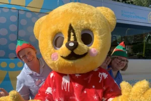 St Leonard’s Hospice Elf Run with YorkMix Radio