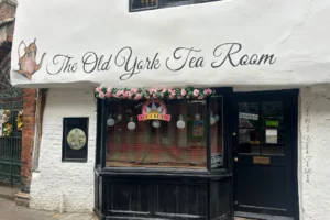 York tearoom caught up in sign controversy reveals its new look