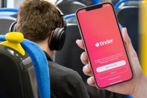 ‘Please don’t use dating apps on our trains’, says York operator Northern