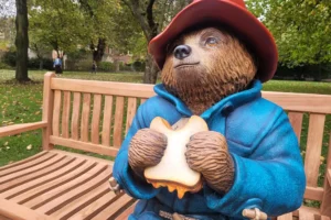 Paddington comes to York – as special statue is unveiled in Dean’s Park