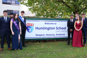 York school students launch scheme so everyone can look fabulous at the prom