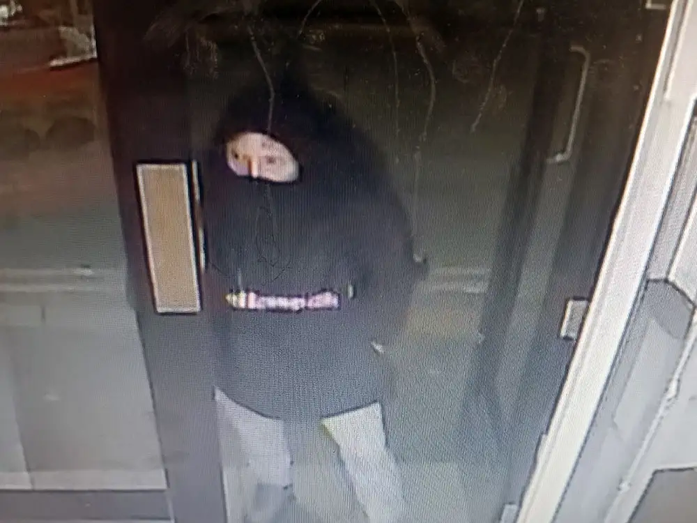 York shop worker subjected to homophobic abuse by thief