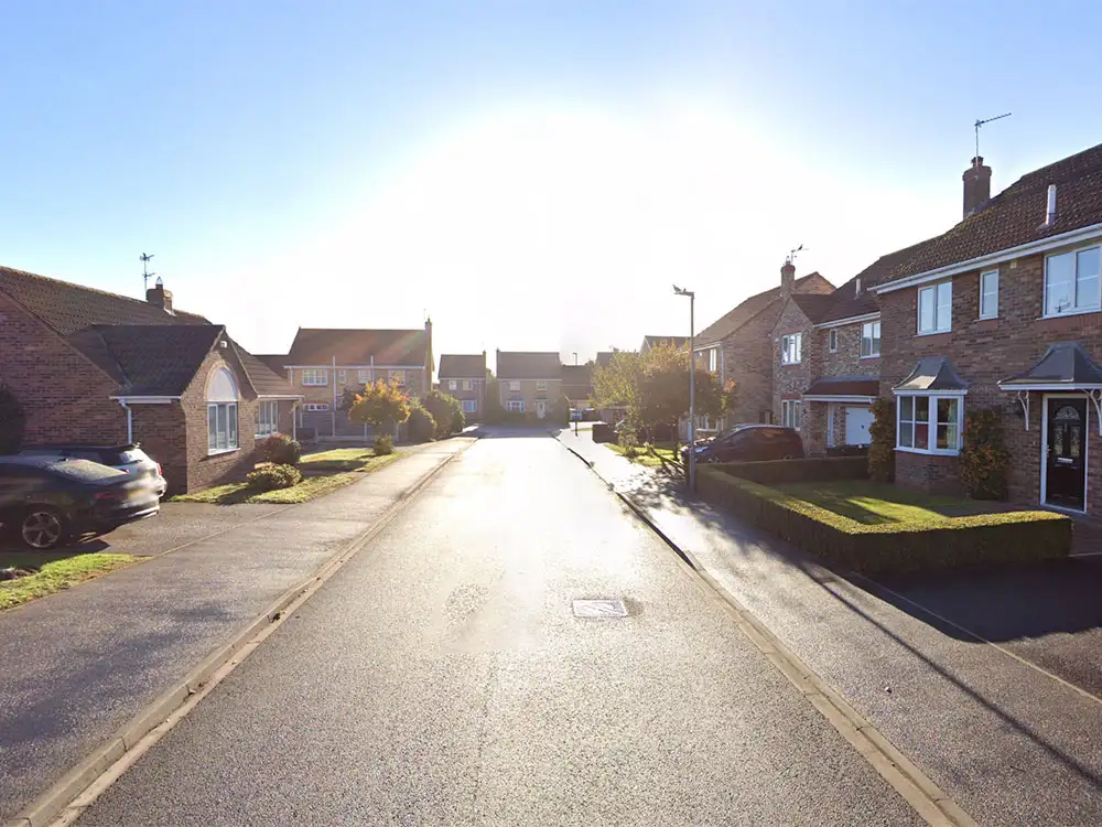 Suspect throws burning bottle at house near Selby