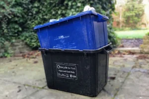 York council apologises over delayed Christmas waste collections