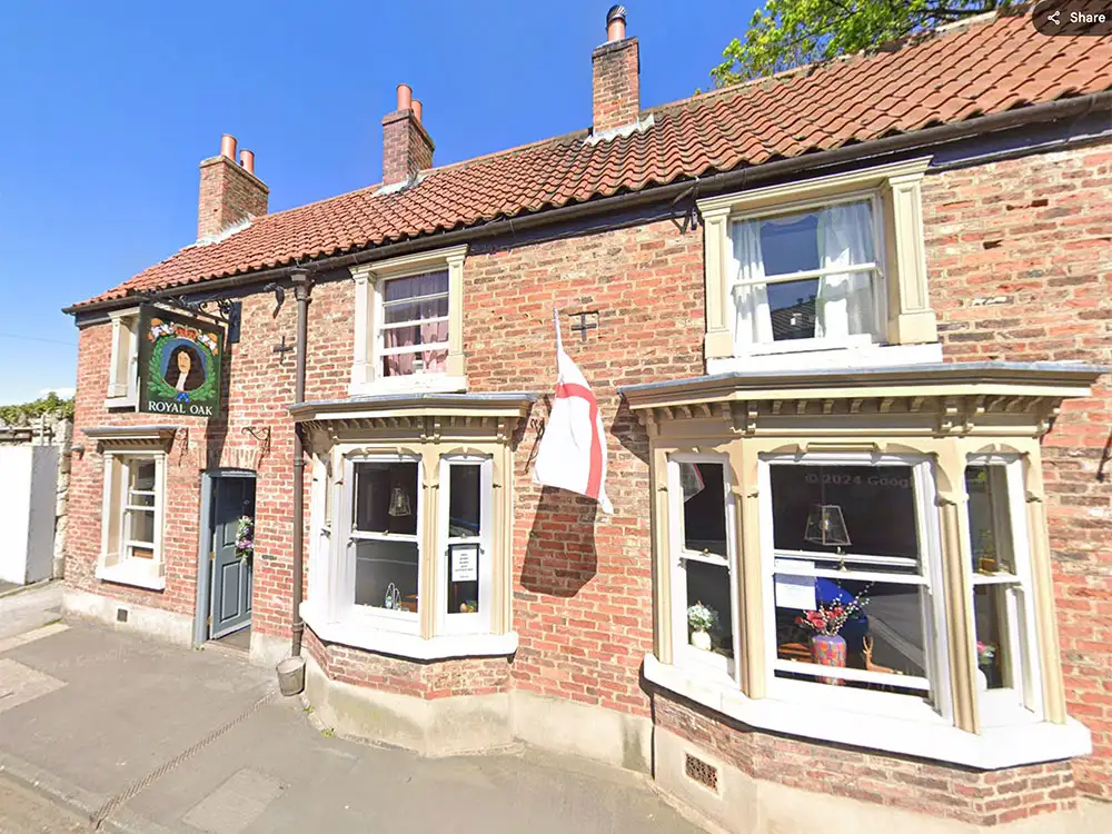 Man smashed unconscious with a chair in Tadcaster pub