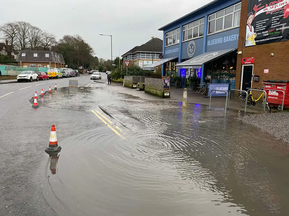 Busy York road flooded after water mains burst | YorkMix | YorkMix