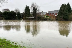 Weather latest: More schools closed and bus services diverted by floods