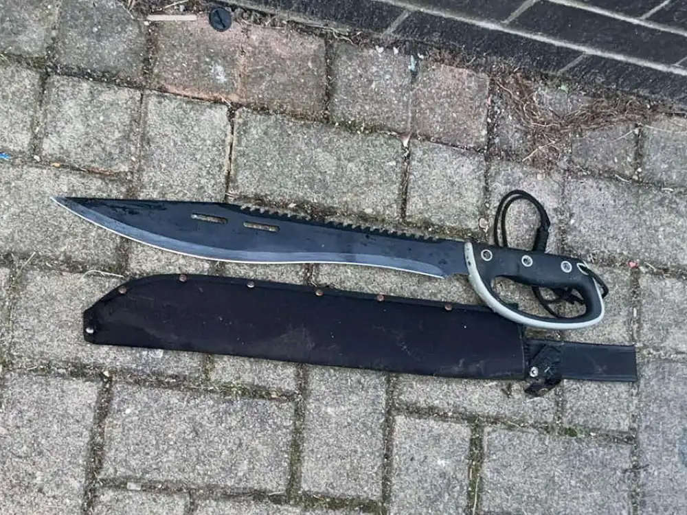 Children find large knife at York playground