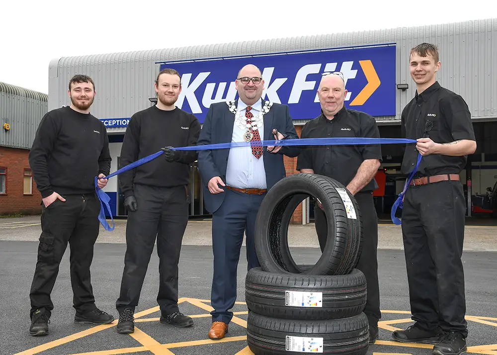 KwikFit Selby opened by mayor and offers 25% off everything this weekend