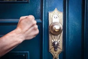 Search to find the night-time door knocker disturbing residents of York street