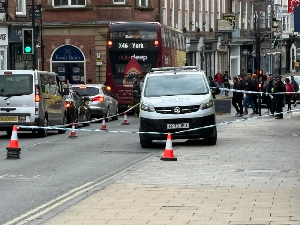 One arrest after man wounded in fight on busy York bridge