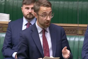 Football fans should be able to drink alcohol in the stands again, says York MP