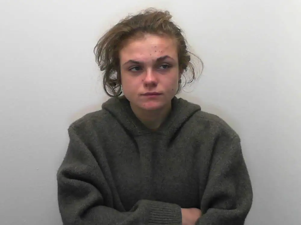 Woman wanted by police over theft and fraud allegations
