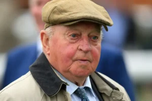 Legendary North Yorkshire racehorse trainer Peter Easterby dies aged 95