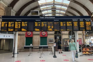 New information screens planned for York Station – Here’s how they’ll look