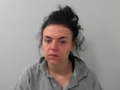 Police hunt for wanted shoplifting suspect
